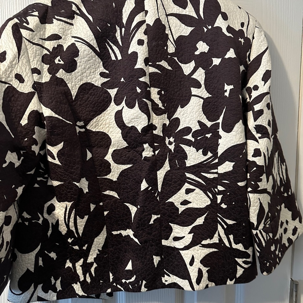 Lafayette 148 New York Jungle Print Crop Suit Jacket Size2 Classic piece - Picture 2 of 3